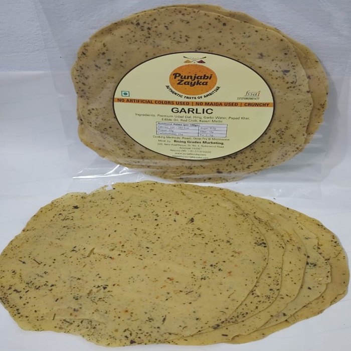 Garlic Papad made with udad dal